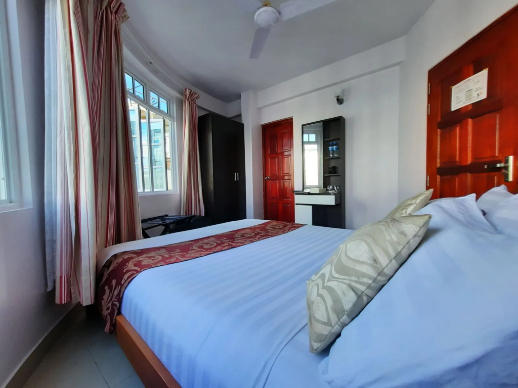 Octave Maldives Hotel, photo 2