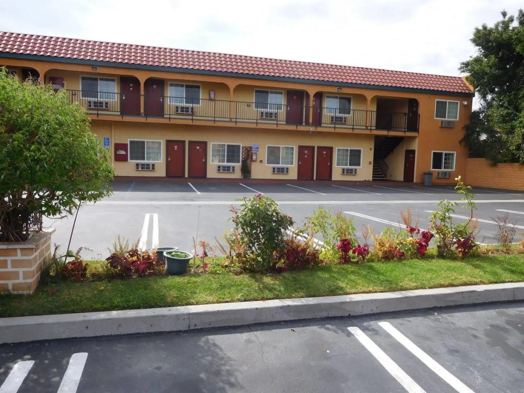 Diamond Inn