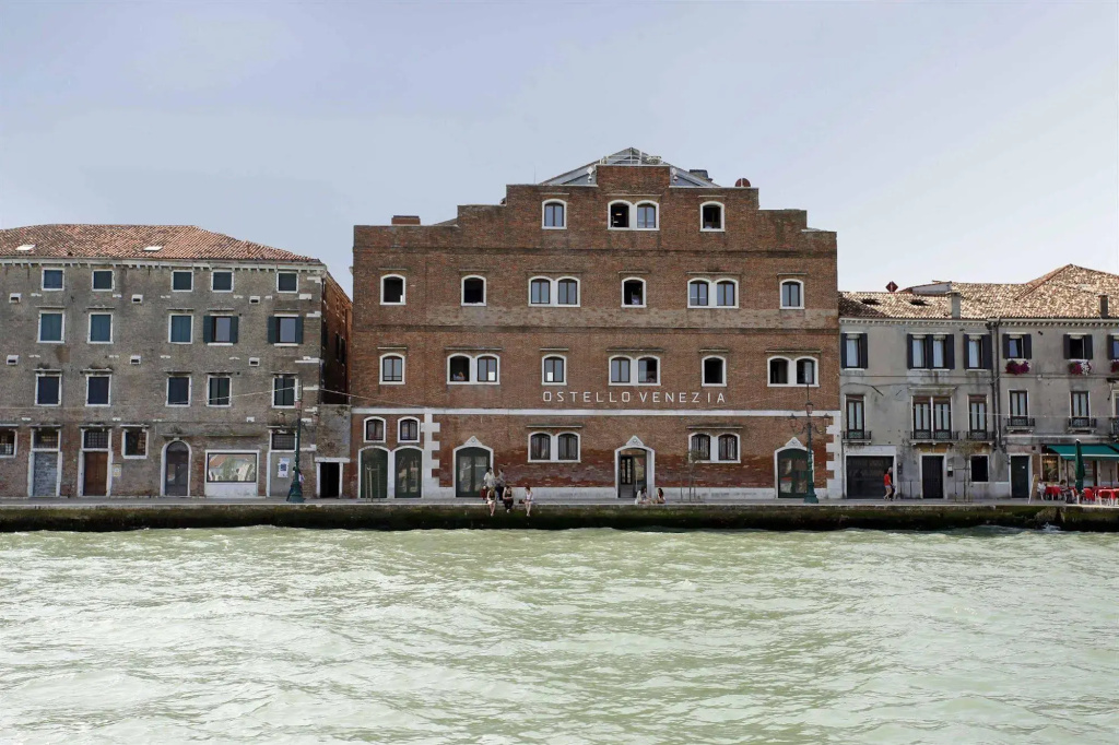 Generator Venice