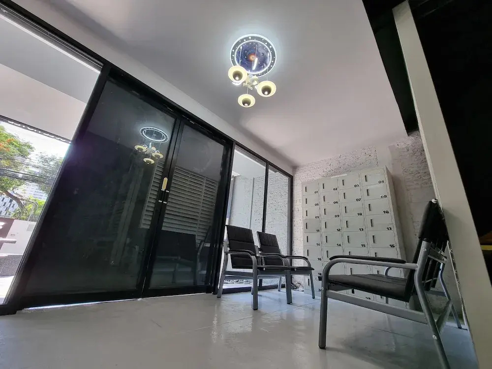 MET A Space Pod Phrom Phong, photo 5