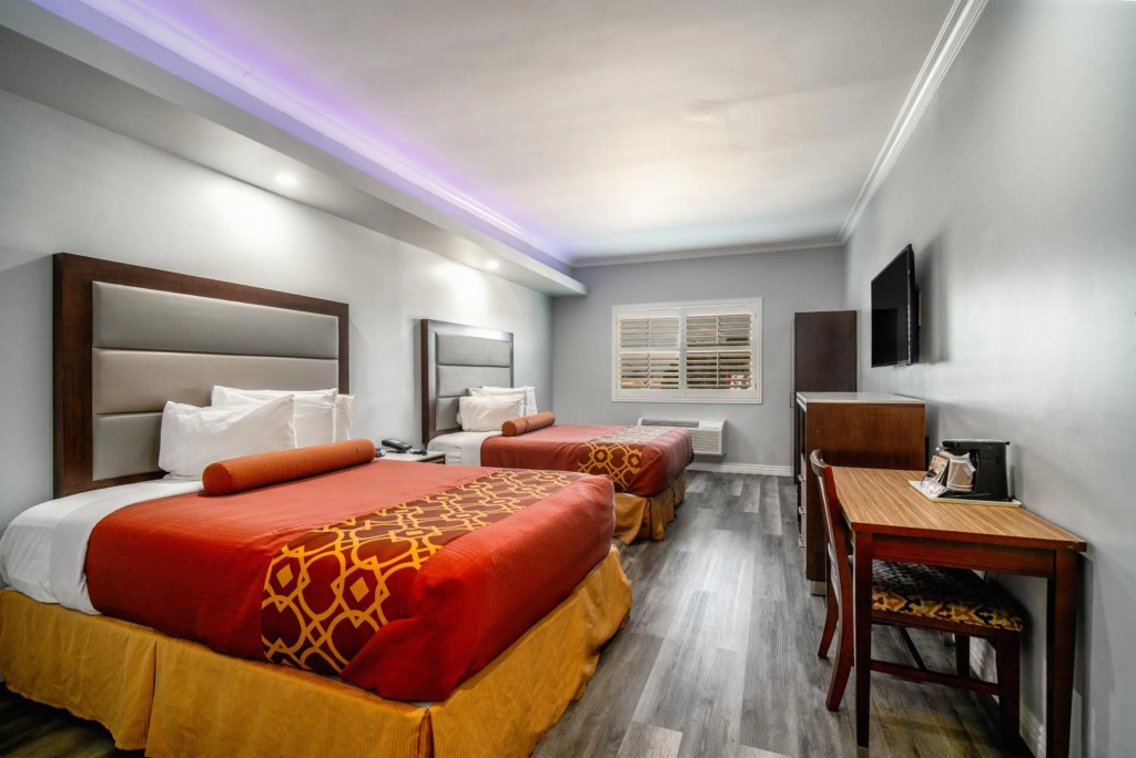 Rodeway Inn & Suites Pasadena, photo 2