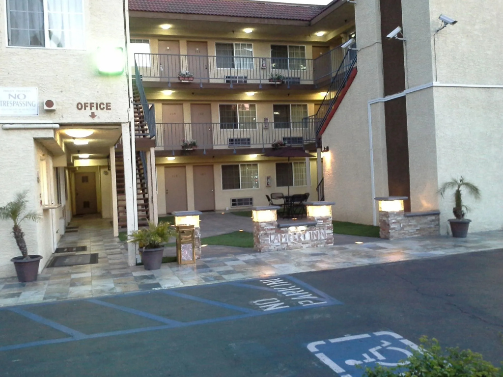 Lambert Inn