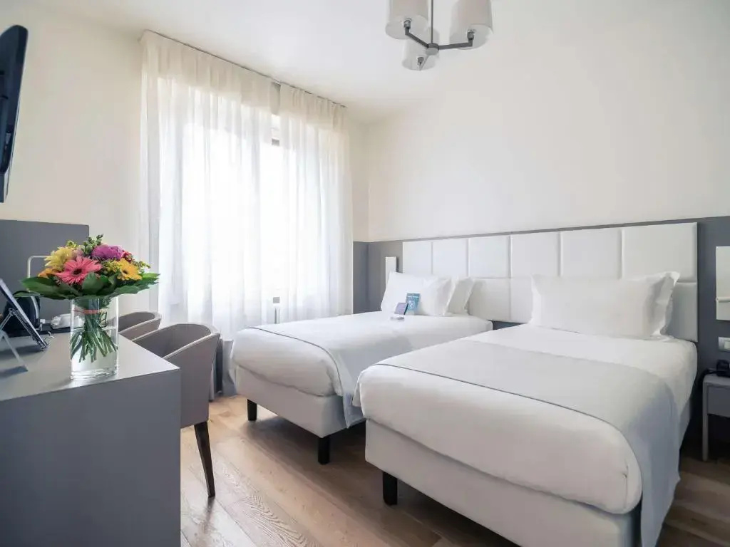 Mercure Milano Solari Hotel — photo 7