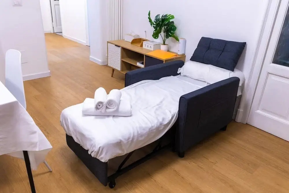 [Modern] 2BR/2BA • Metro Access • 12min Duomo — photo 6