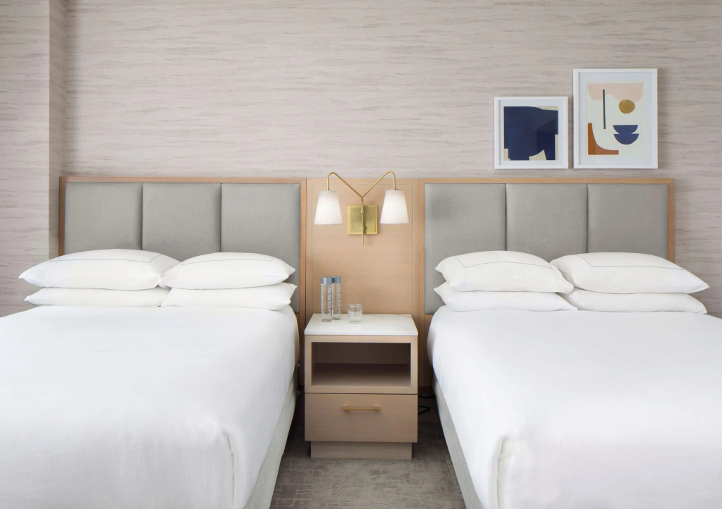 Hilton Santa Monica Hotel & Suites — photo 7
