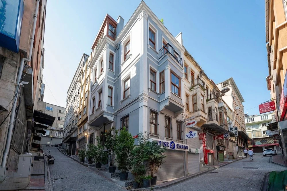 Valeria Antique 1892 Sultanahmet Hotel — photo 3