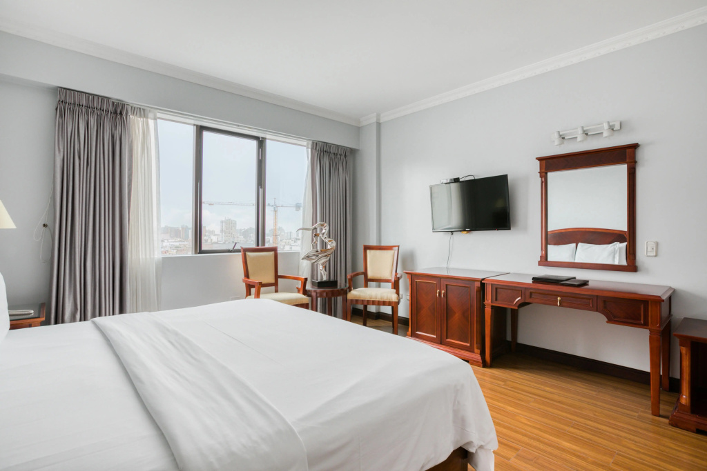 Kingdom Hotel — photo 5
