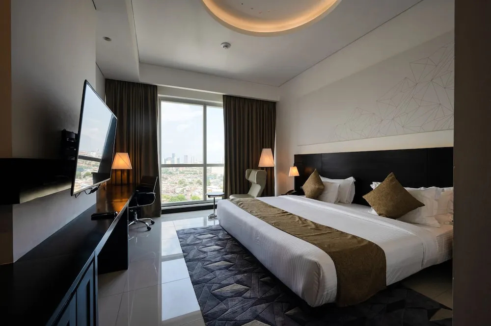 Orion City Hotel, photo 2