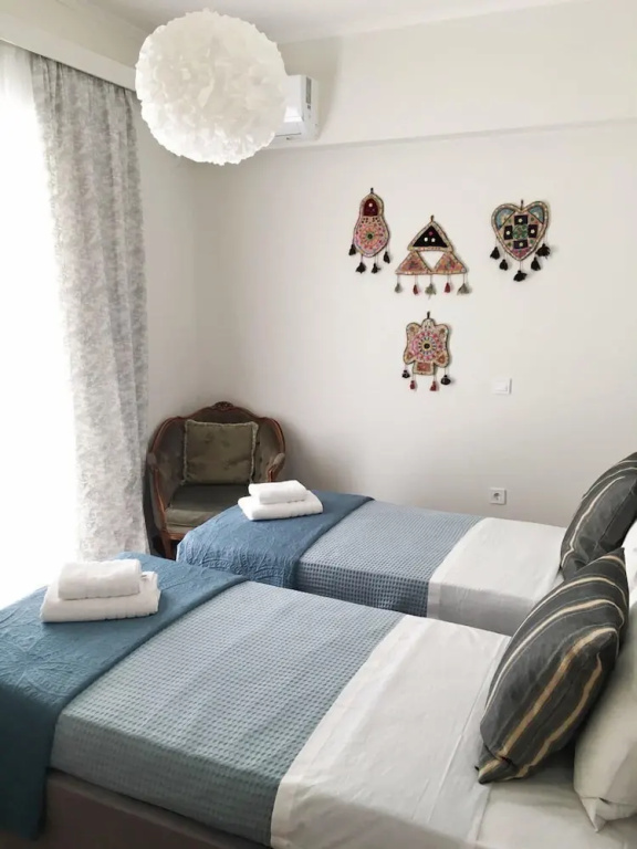 A Stroll to the Acropolis Athenian Homes — photo 5