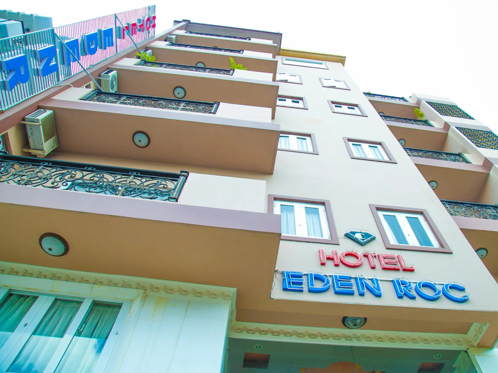 Eden Roc Hotel