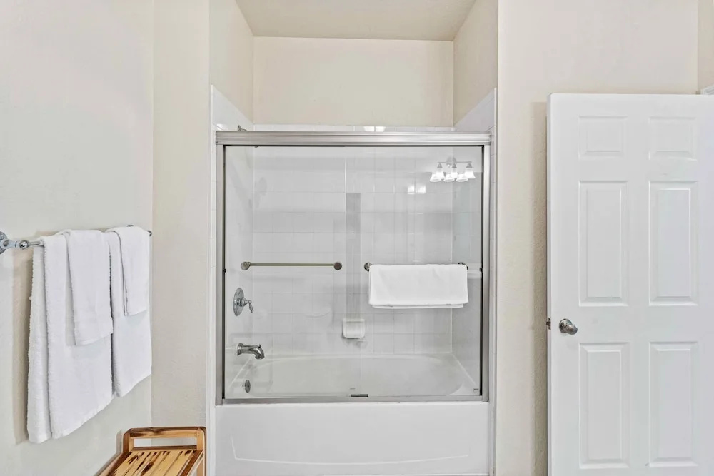 First Floor Vista Cay Condo W/free Resort Access! — photo 6