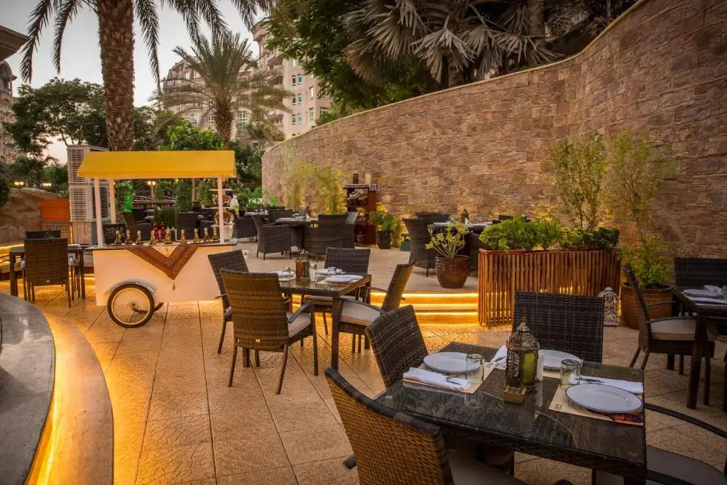 Отель Swissotel Al Murooj Dubai — photo 7