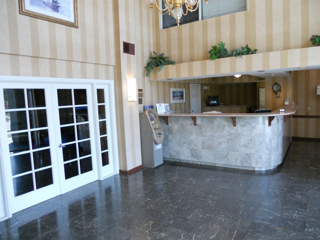 The Wave Manhattan Beach — photo 2