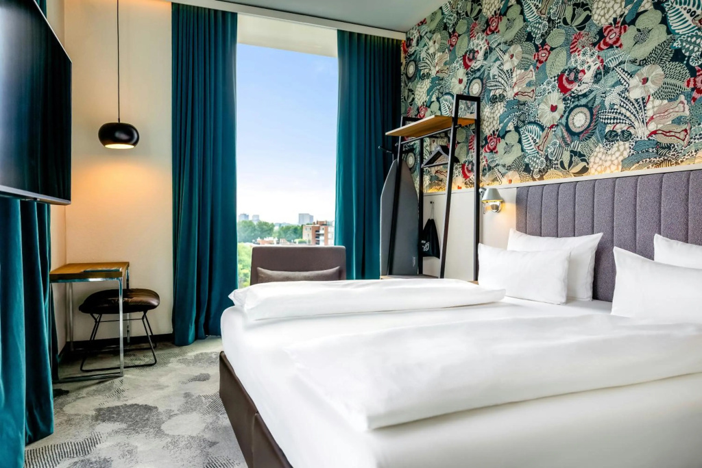 Motel One Amsterdam, photo 3