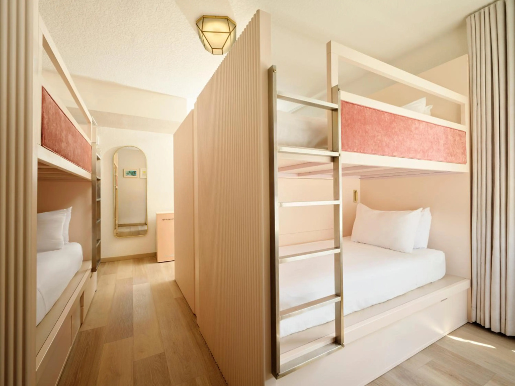 FOUND Hotels, Miami Beach, Series by Marriott, photo 2