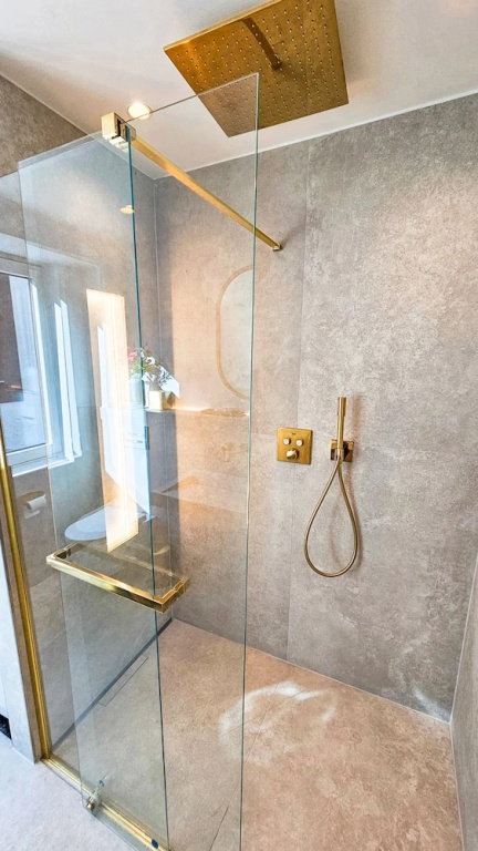 Luxus Neubau 65m2 City Wohnung- Re — photo 8