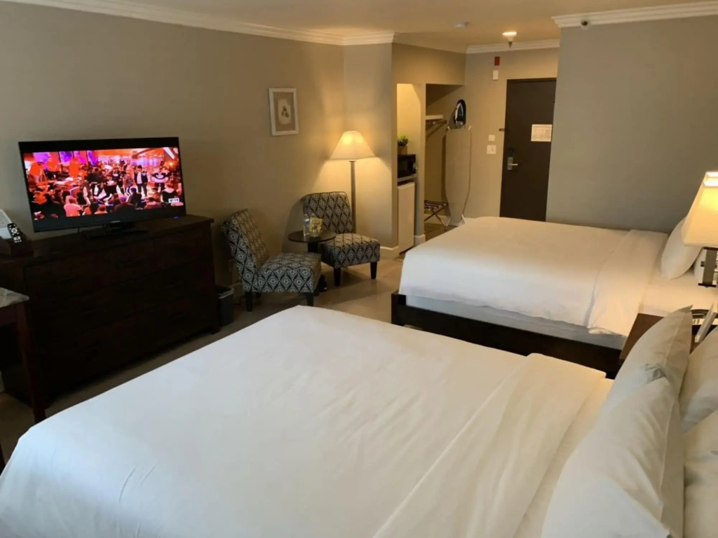 GreenTree Inn & Suites Alhambra — photo 6