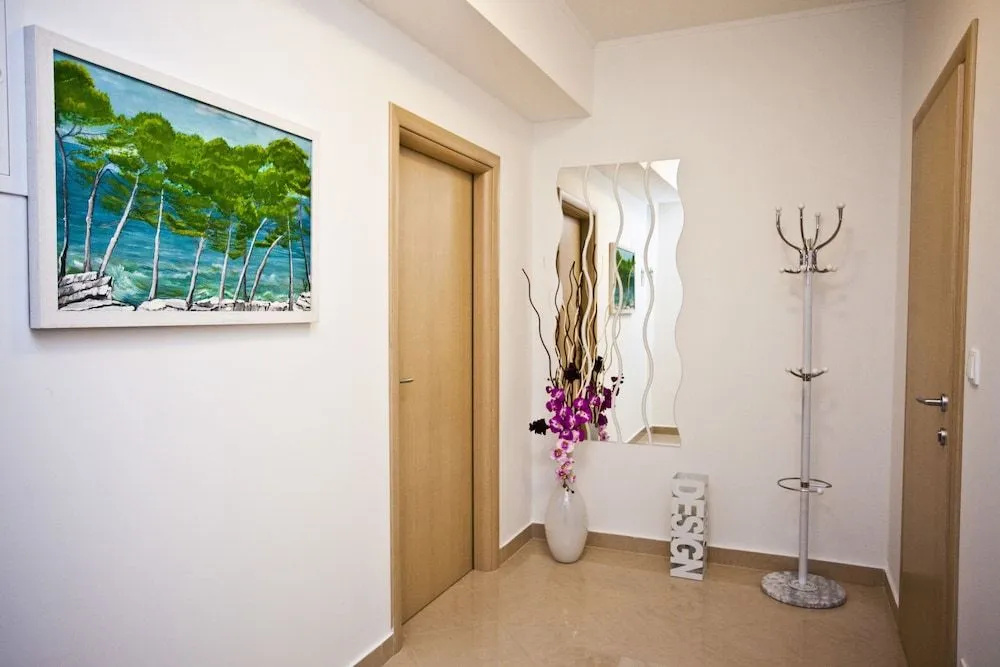 Split Apartments Peric — photo 4