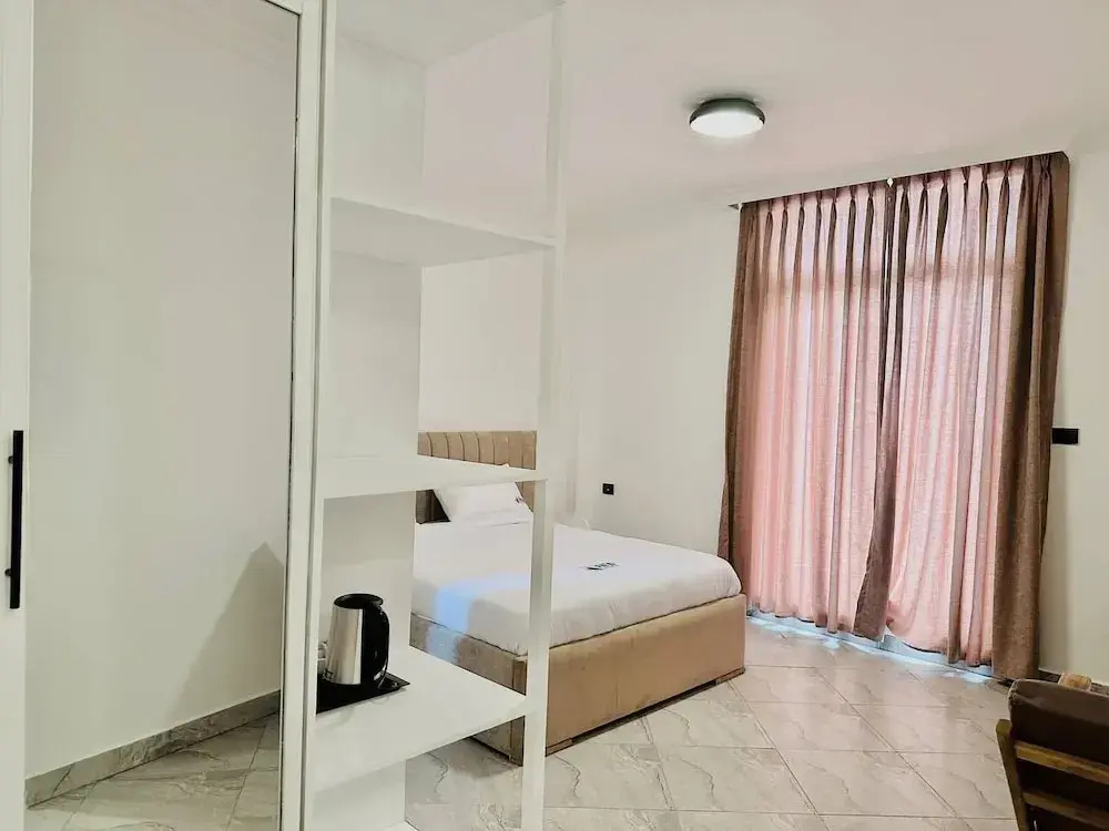 Yohannes Guesthouse Addis — photo 4
