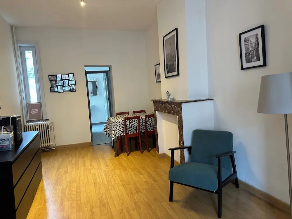 Charming Uccle Apartment With City Views — photo 4