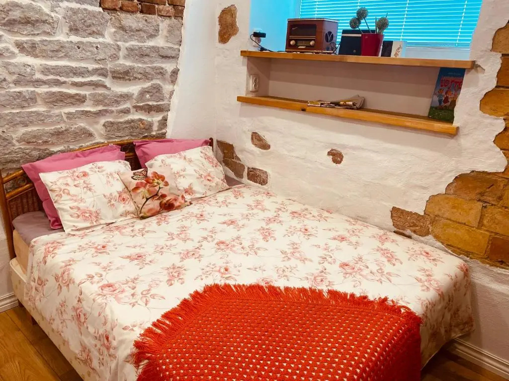 Cozy City Veerenni studio — photo 4