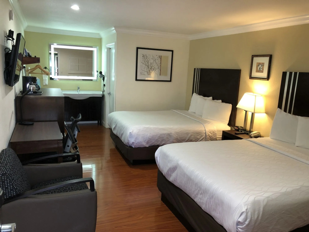 Lombard Plaza Motel, photo 3