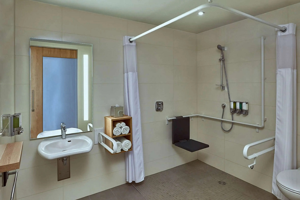 Hampton By Hilton Berlin City Centre Alexanderplatz — photo 7