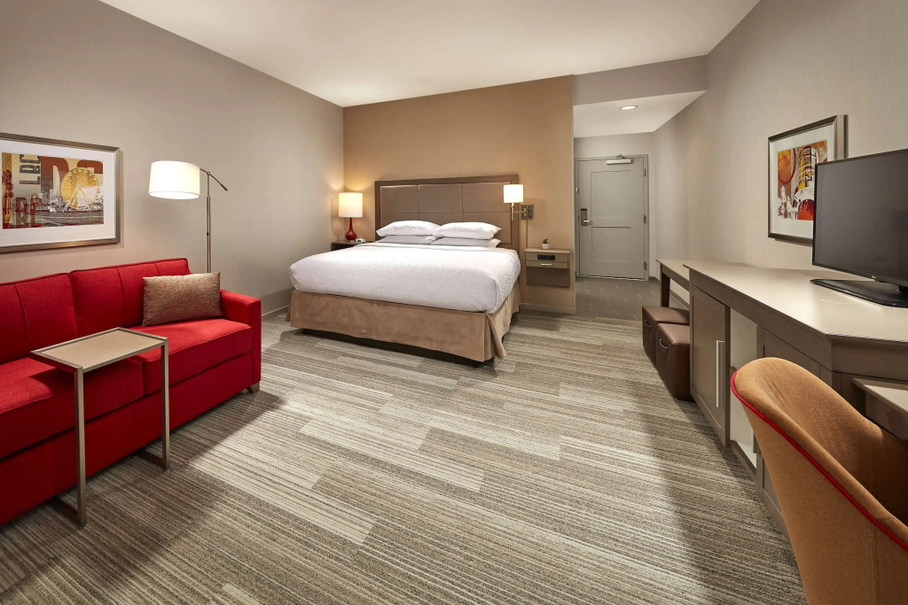 Hampton Inn Long Beach Airport — photo 6