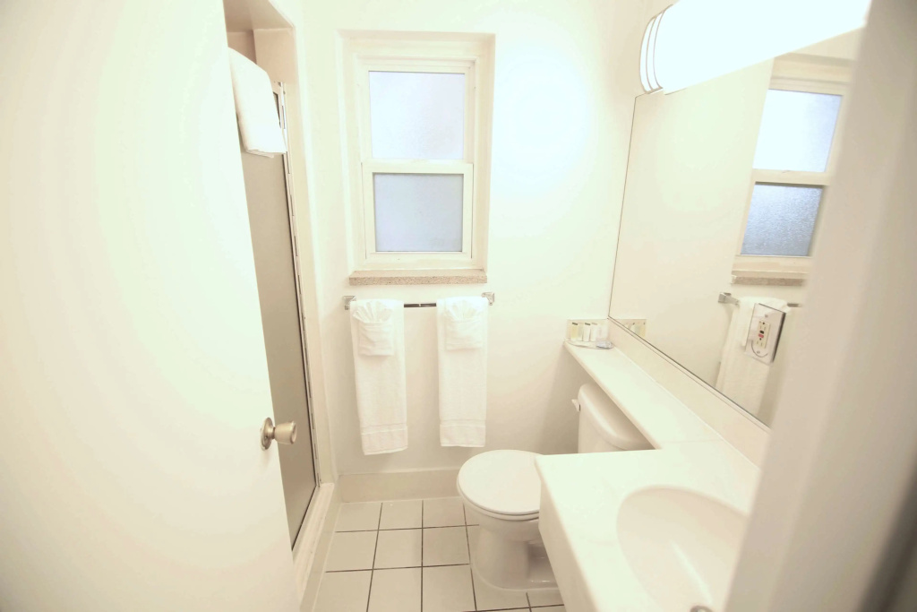 Travelodge by Wyndham Burbank-Glendale — photo 8