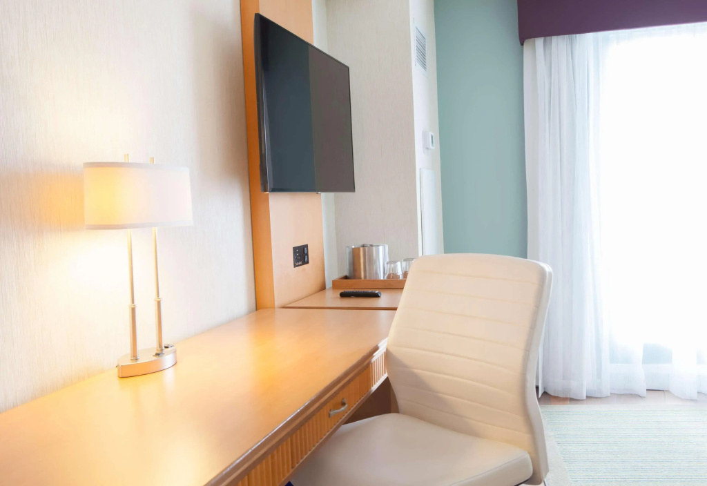 Best Western Premier Toronto Airport Carlingview Hotel, photo 3