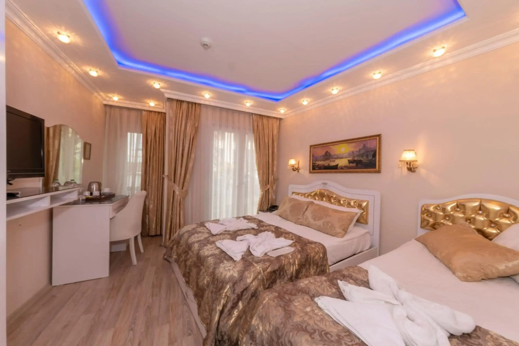 Charm Hotel — photo 2