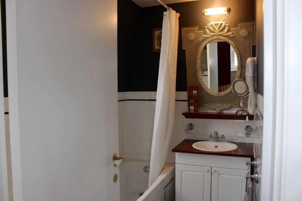 Hôtel La Pièce — photo 8
