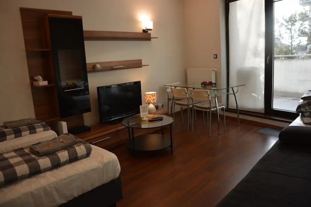 Labo Apartment Towarowa Kercelak — photo 2