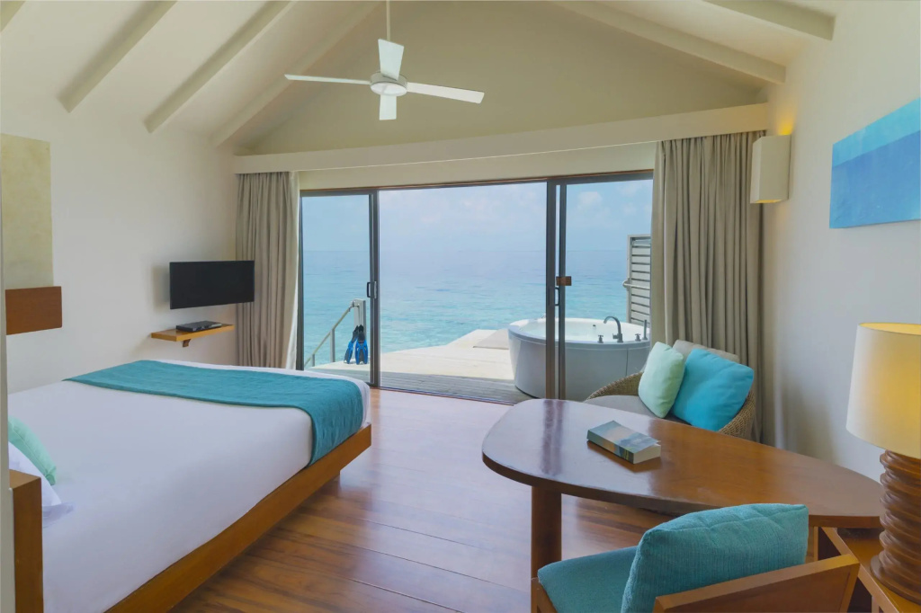 Centara Ras Fushi Resort & Spa Maldives, photo 2