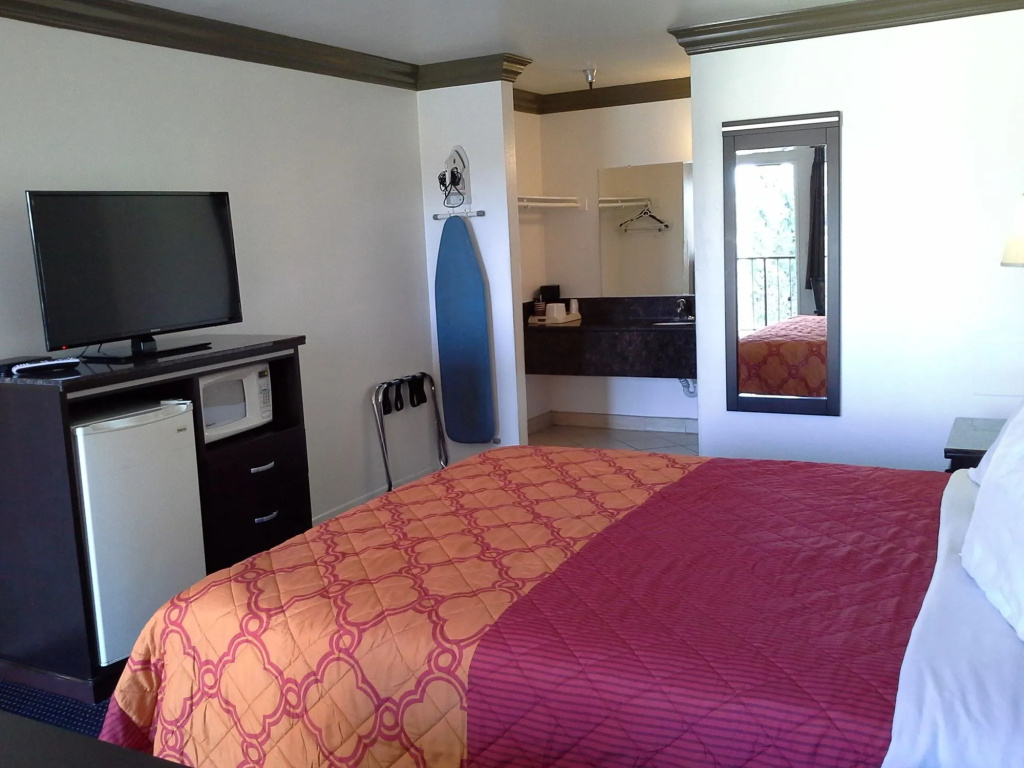 Lambert Inn — photo 6
