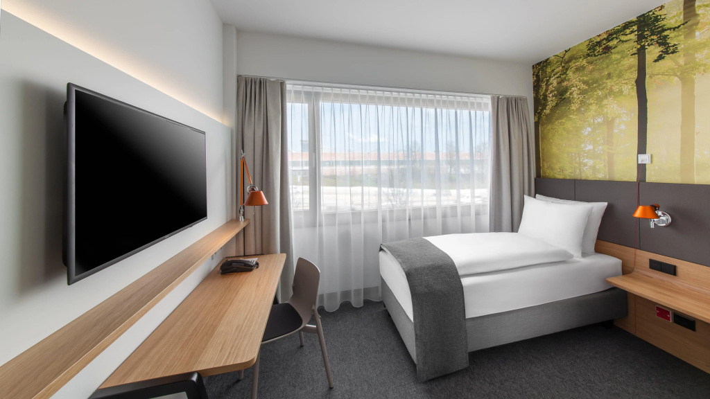 Holiday Inn Munich - Leuchtenbergring — photo 6