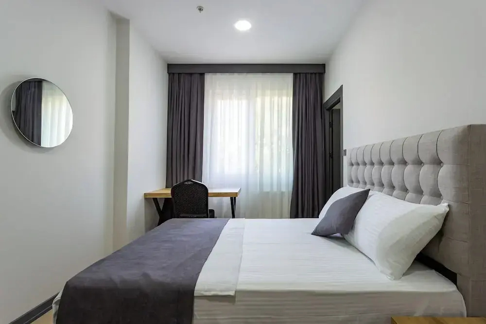 ATM Suite Hotel — photo 5
