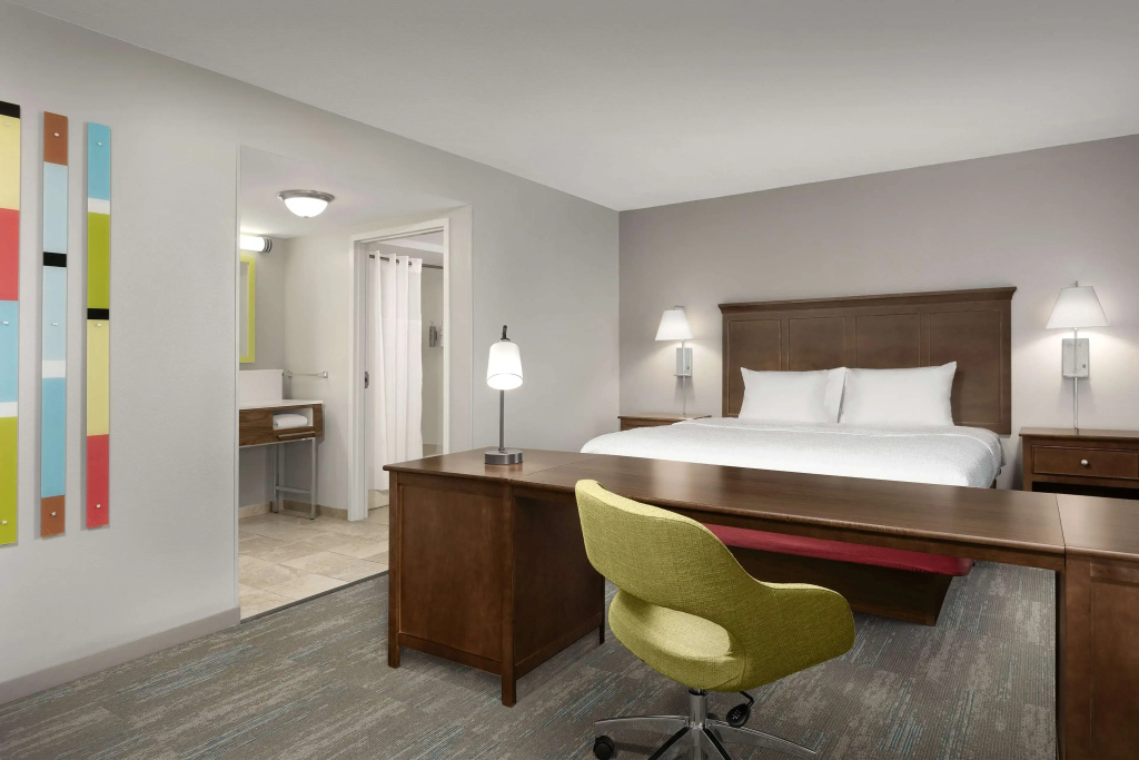 Hampton Inn & Suites Orlando-North/Altamonte Springs — photo 3