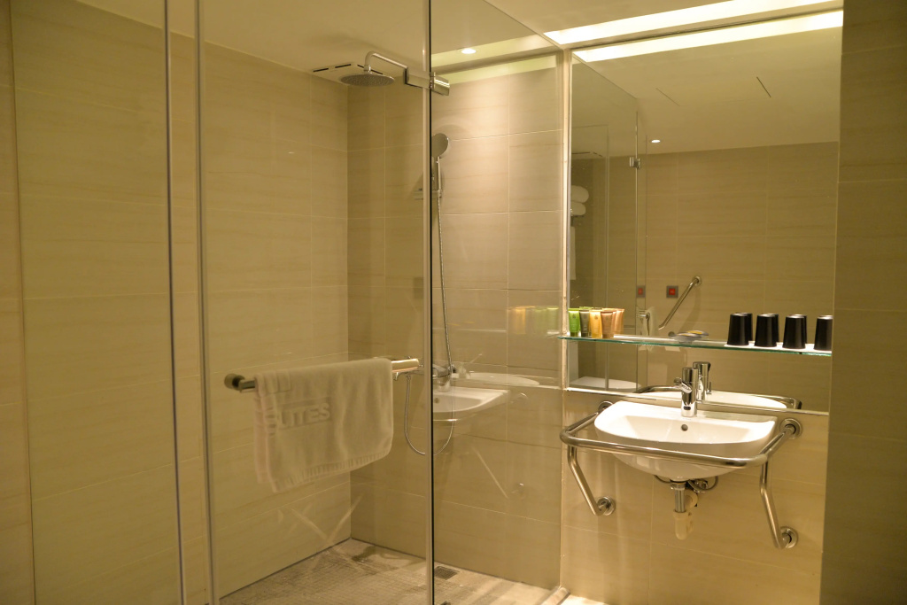 Hotel Midtown Richardson — photo 8