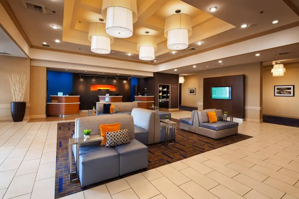 Courtyard by Marriott Baldwin Park, photo 2
