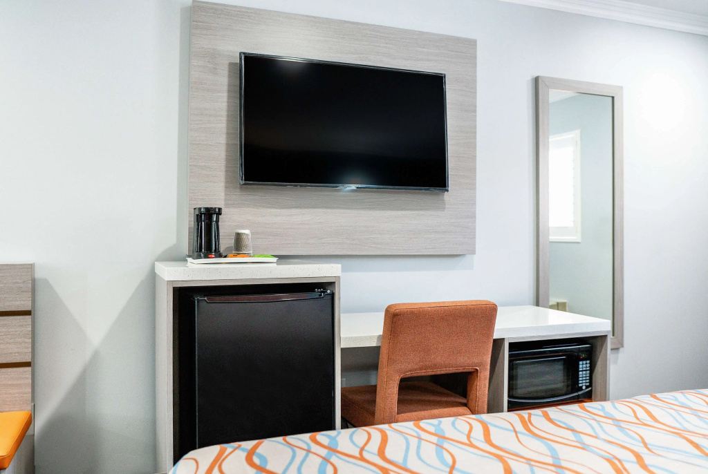 Travelodge Inn & Suites by Wyndham Bell Los Angeles Area, photo 3