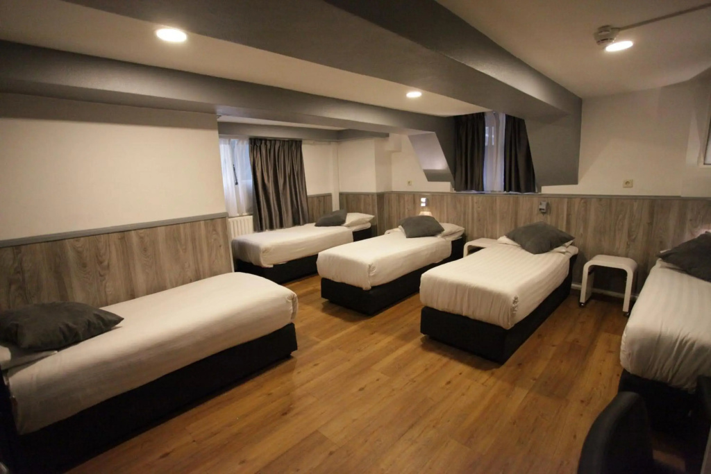 Travel Hotel Amsterdam — photo 4