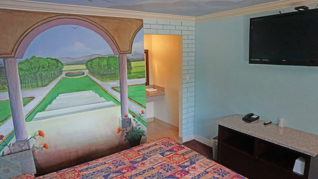 Lincoln Motel — photo 6
