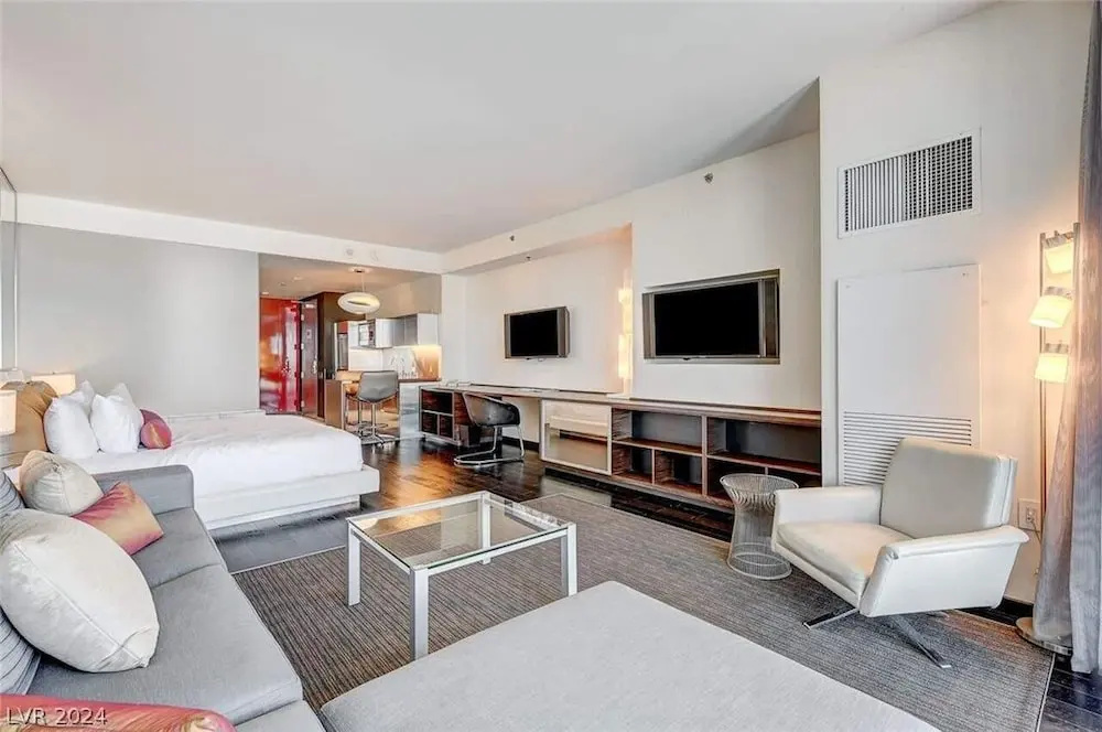 Luxurious Studio Balcony Access 26319, photo 5