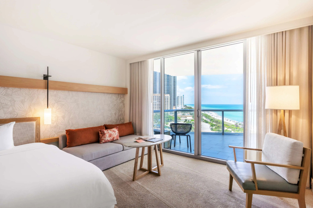 Eden Roc Miami Beach — photo 8