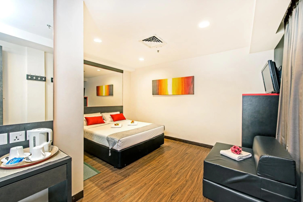 Hotel 81 - Heritage — photo 4