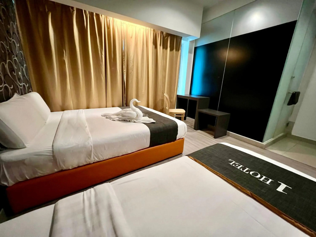 1 Hotel Kuchai Lama — photo 4
