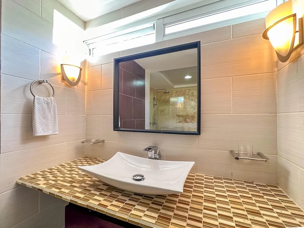 Beautiful 2 BR Apartment With BBQ — photo 7