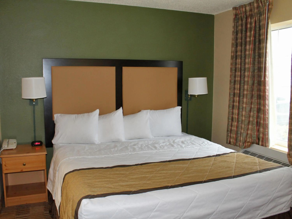 Extended Stay America Suites Los Angeles Glendale, photo 3