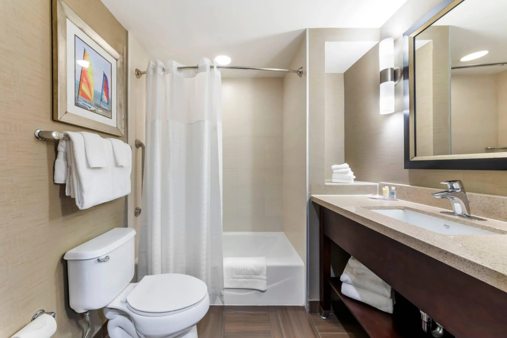 Comfort Suites Miami Airport North — photo 8